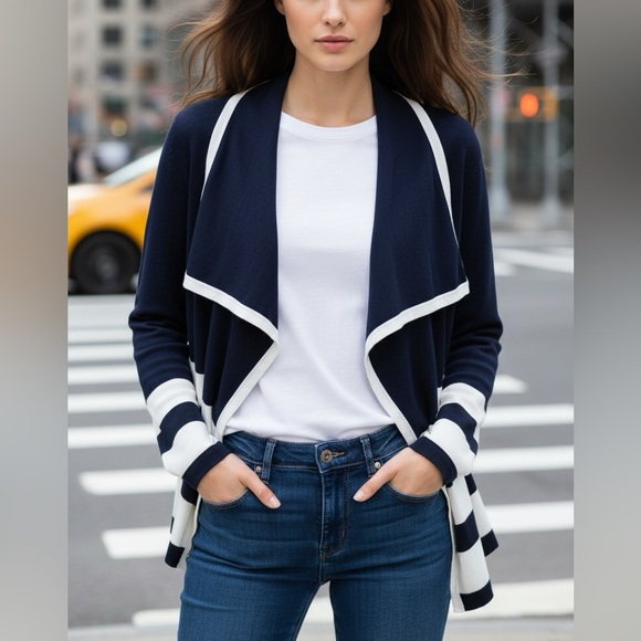 Jones New York Sweaters - Jones New York‎ Drape Front Navy/White Long Sleeve Cardigan - L